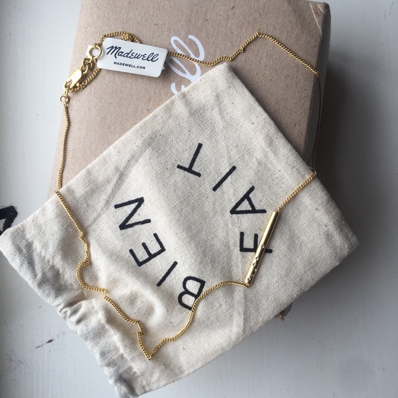 Madewell Snowstar Czech Crystal Pendant Necklace - Picture 5 of 6